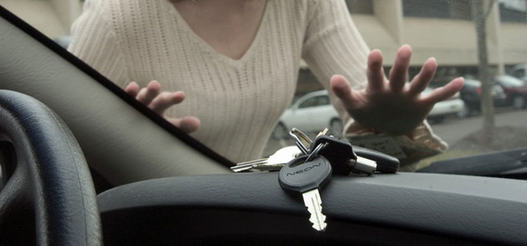 vehicle lockout service Redondo Beach